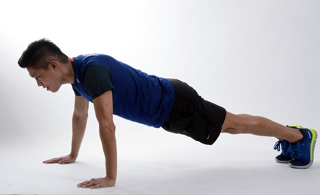 Træningsprogram til at opbygge muskler i overkroppen